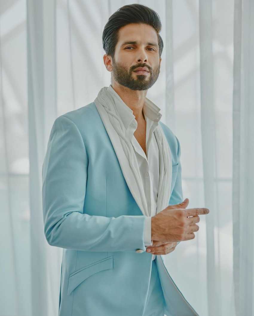 Shahid Kapoor Biography Tring