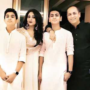 shefali shah family