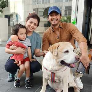 shreyas talpade wife