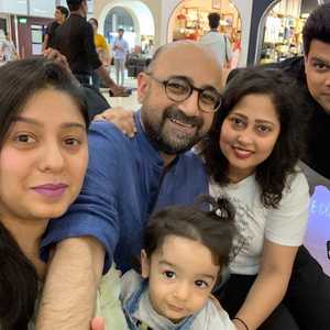 Sunidhi Chauhan family