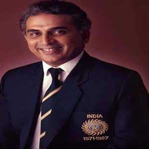 Sunil Gavaskar Interesting Facts Tring