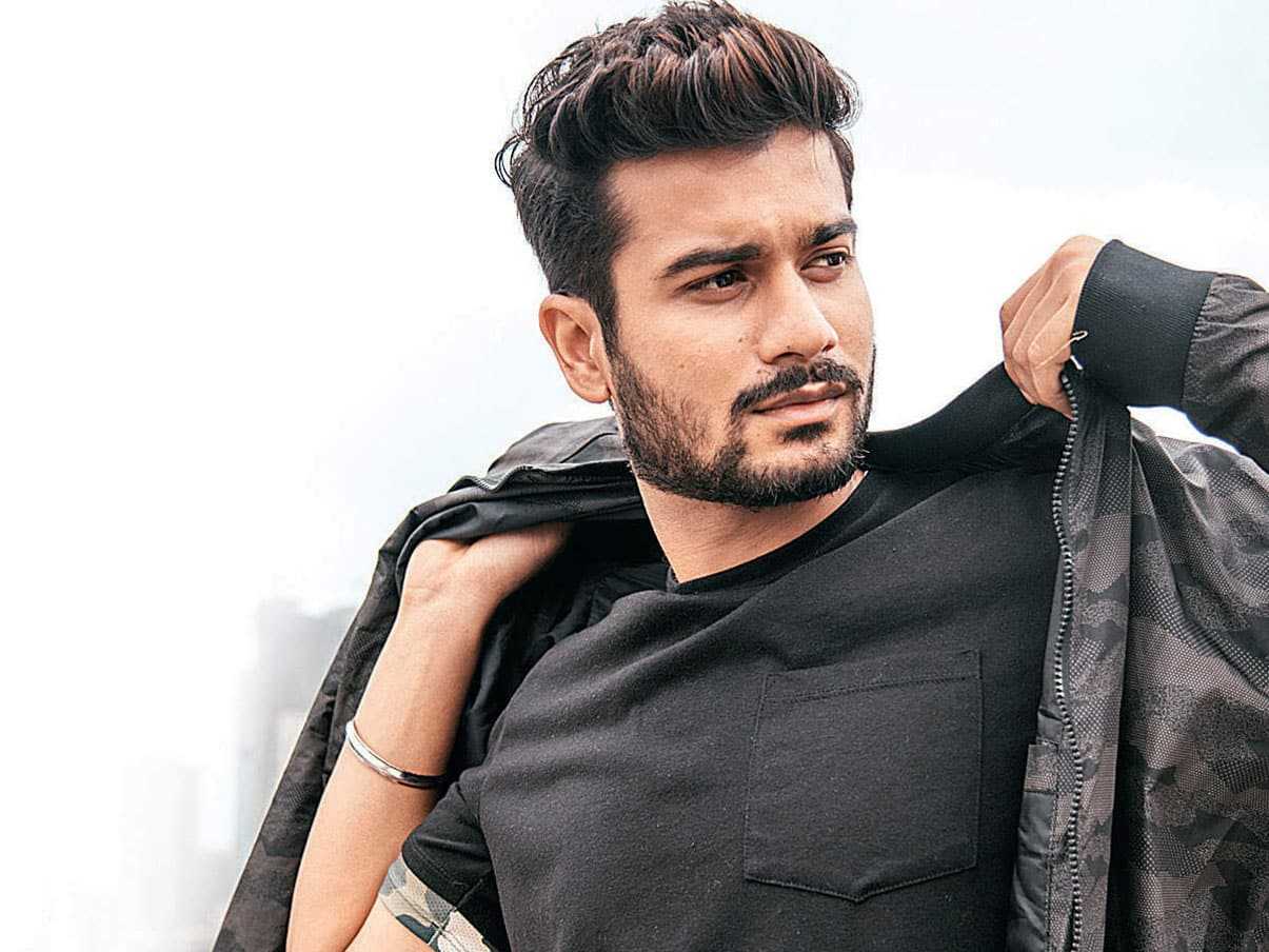 Sunny Kaushal Biography