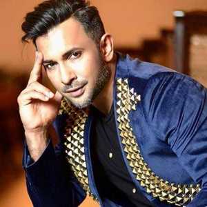 Terence Lewis’s Biography Tring