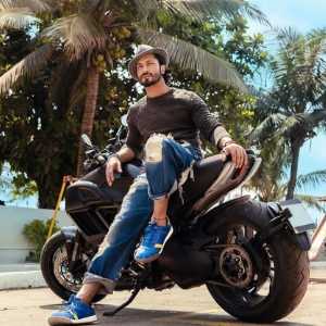 Vidyut Jammwal’s Net Worth.tring