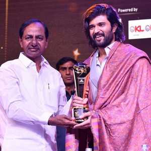 Vijay Deverakonda’s Awards.tring