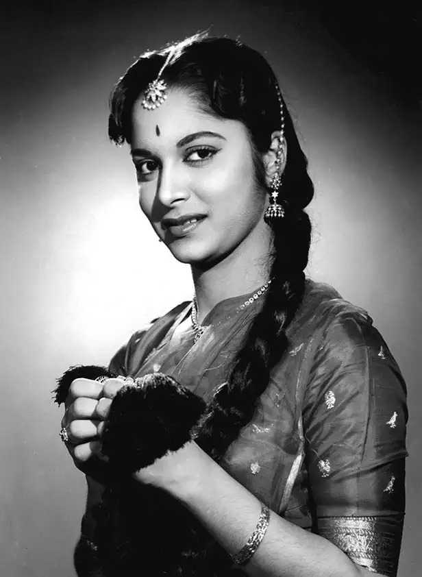 Waheeda Rehman Pic Tring