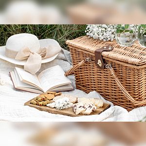 Picnic Basket- Best Birthday Gift For Mother 
                     