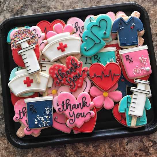 Customized cookies - Doctor gifting ideas