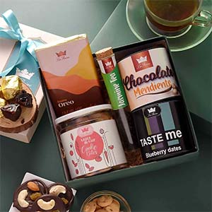 Palatable Hamper- Personalised Birthday Gifts