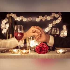 Romantic Dinner Date - surprise birthday gift for girlfriend