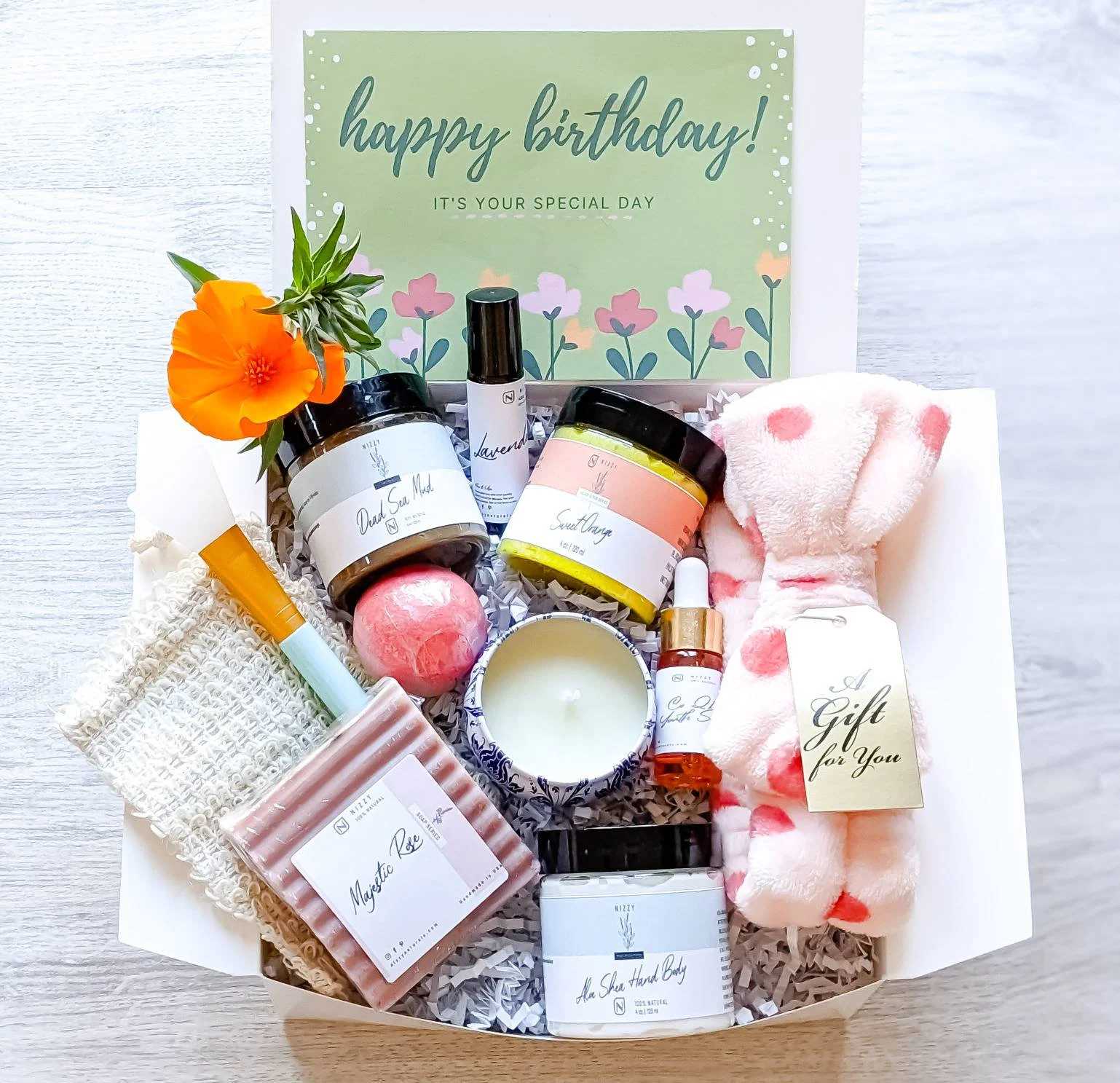 75+ Memorable Birthday Gifts for Friend Female