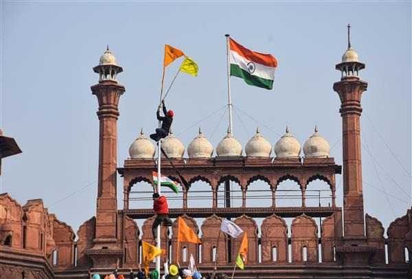 Red-Fort-Flag-Hoisting.tring