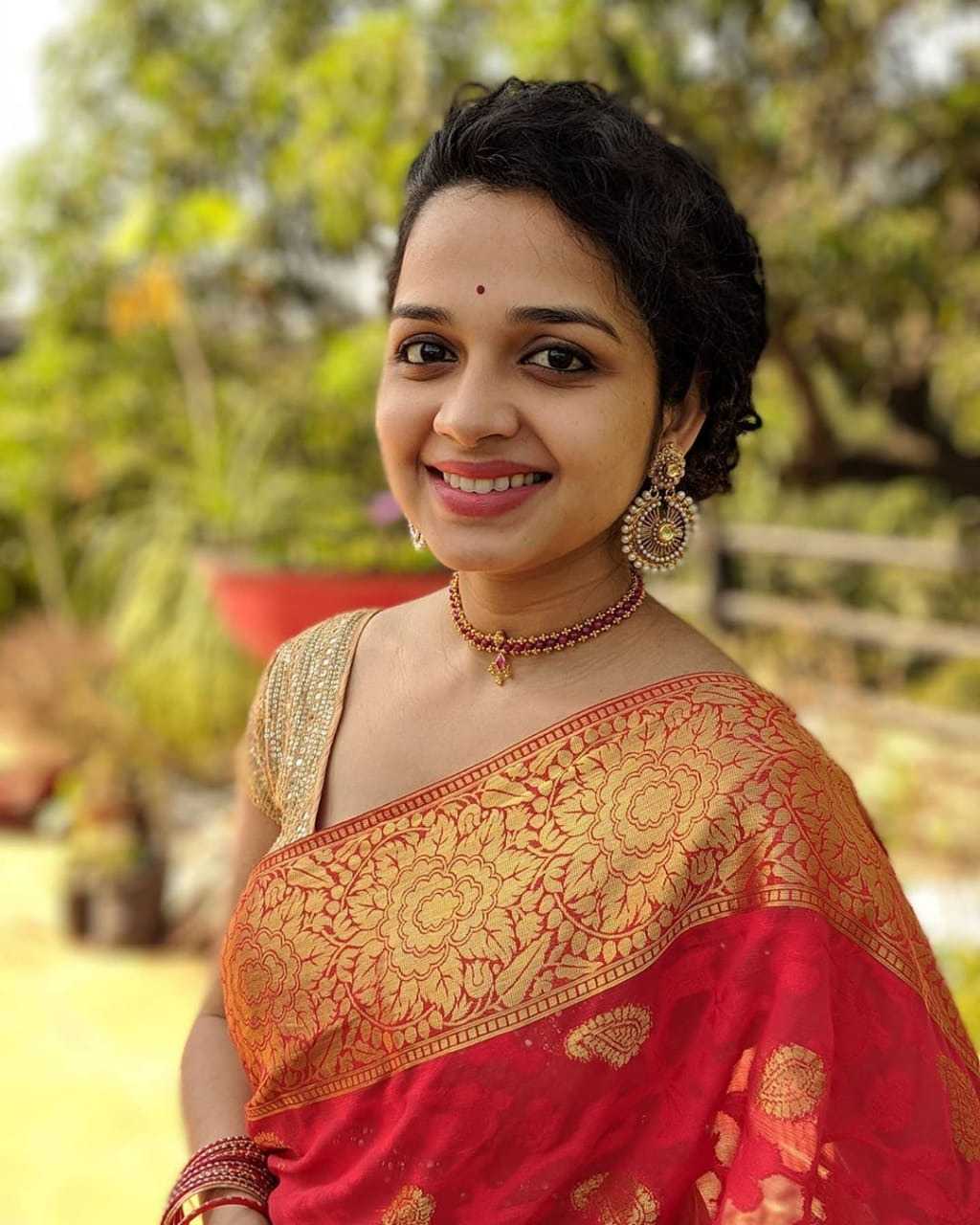 Rashmi Anpat Actress Husband Biography Birthday Age