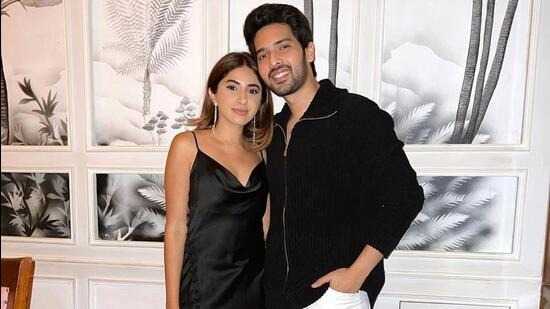 armaan-malik-girlfriend-tring.jpg