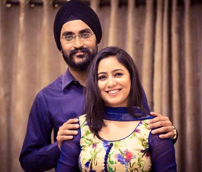 Harshdeep-Kaur-with-her-husband-tring