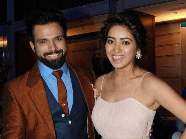 asha-negi-with-rithvik-tring