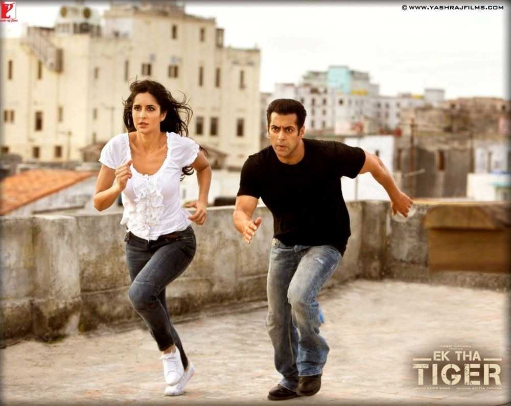 a scene from ek tha tiger including Salman khan and Katrina 