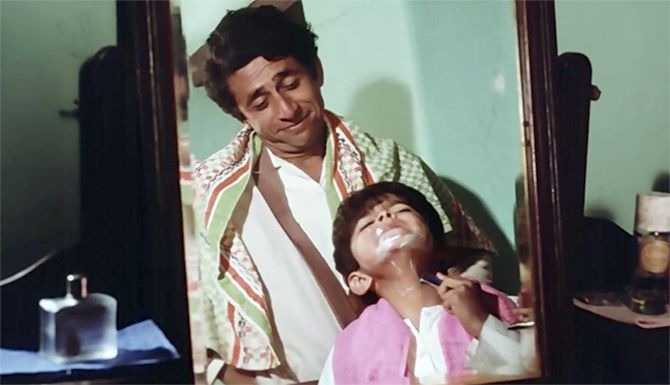 Masoom 1983 movie scenes starring nasseruddin shah and Jugal Hansraj