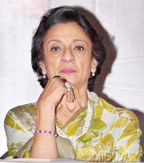 bollywood actress Tanuja