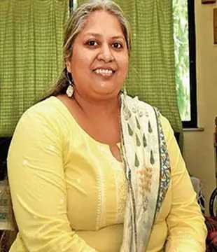 Marathi movie actor renuka daftardar