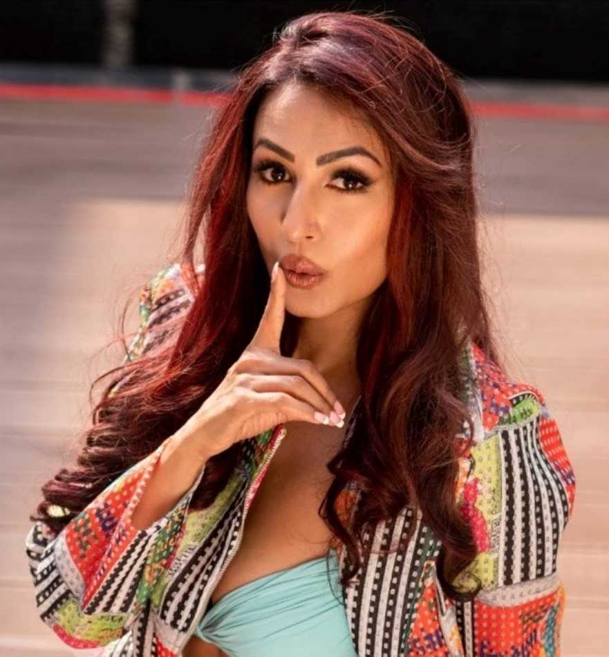 Kashmera Shah Profile