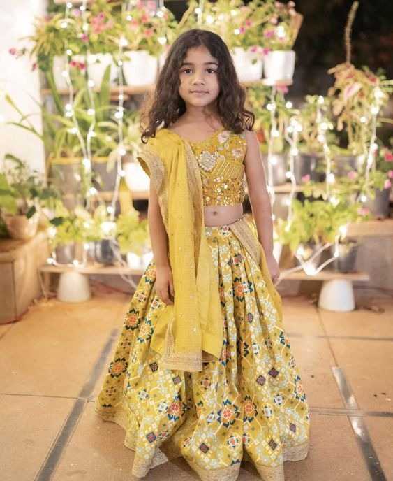 Traditional Diwali Dress For Girls