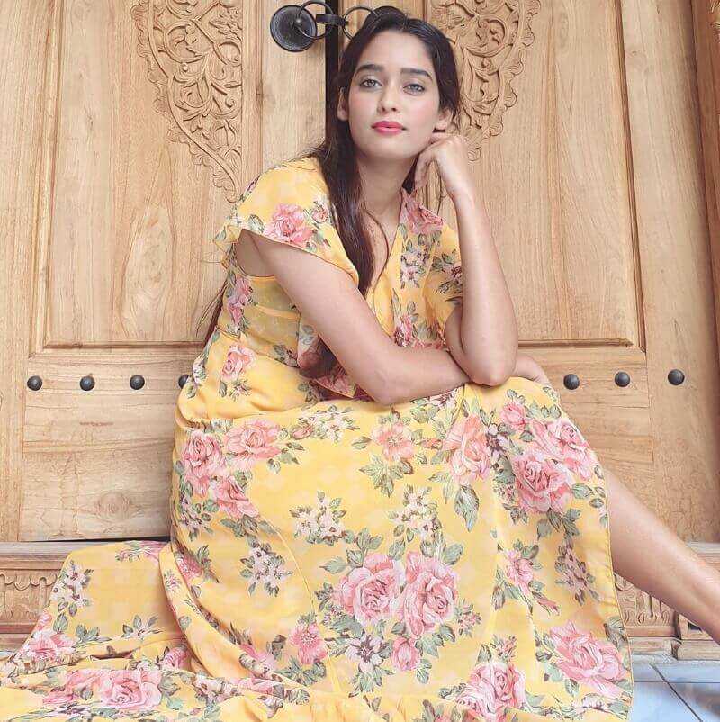 Neha Saxena TV Star Age, Movies, Photos, Biography, Boyfriend