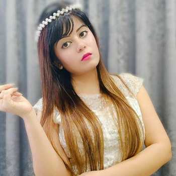Celebrity Akshita Gaha - Tring India