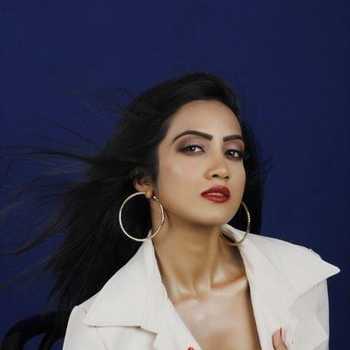 Celebrity Amika Shail - Tring India