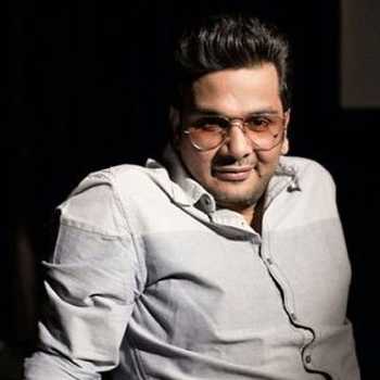 Celebrity Mukesh Chhabra - Tring India