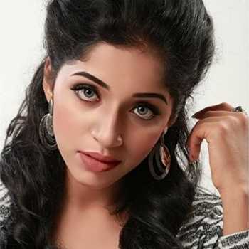 Celebrity Kavya Suresh - Tring India