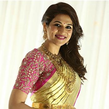 Shraddha Das Movie Star Age, Movies, Photos, Husband, Height