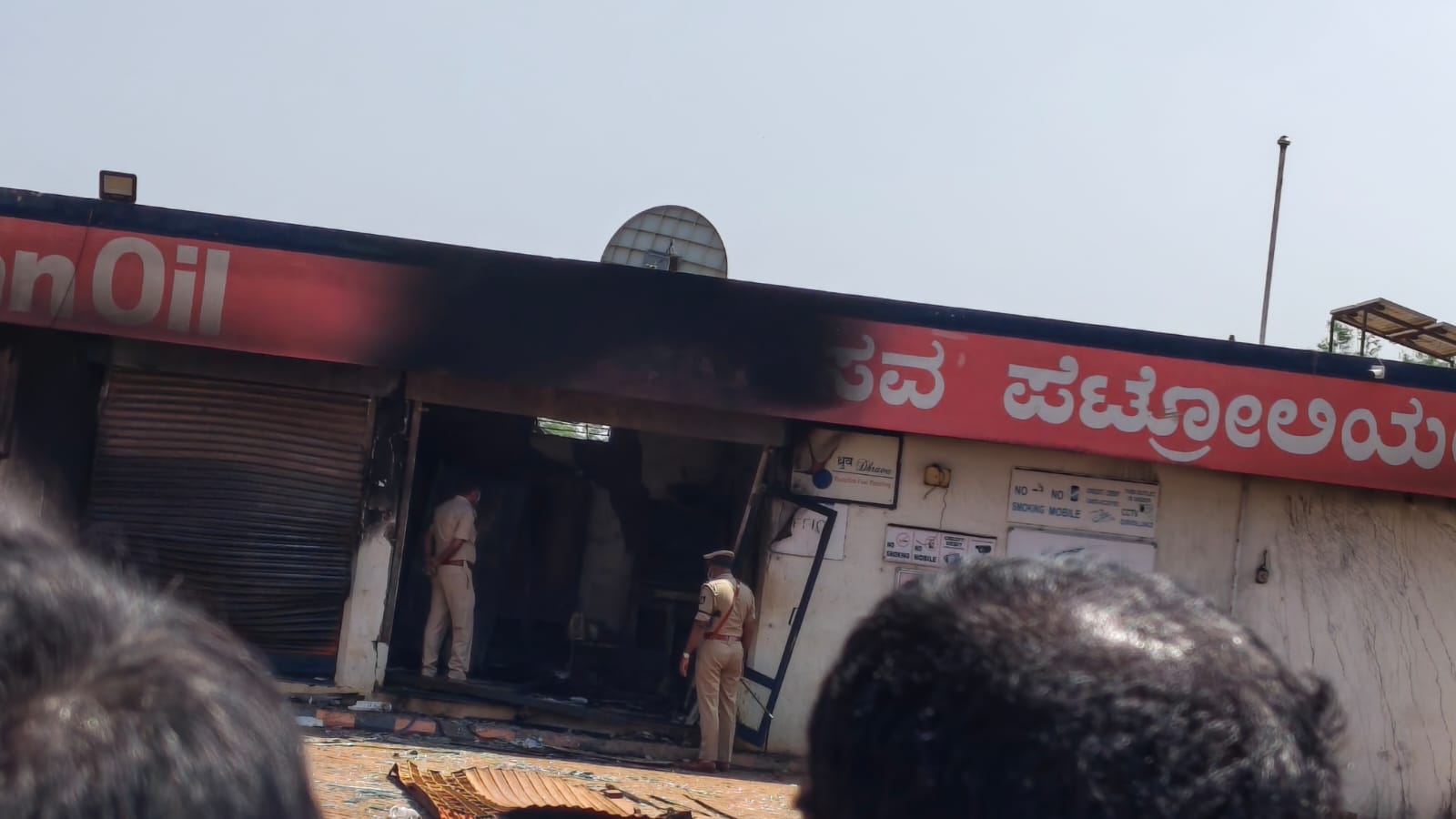 ನಿರ್ಣಾ ಗ್ರಾಮದ ಪೆಟ್ರೋಲ್ ಪಂಪ್ ಕಚೇರಿಯಲ್ಲಿ ಅಗ್ನಿ ಅವಘಡ: ವ್ಯಕ್ತಿ ಸಜೀವ ದಹನ