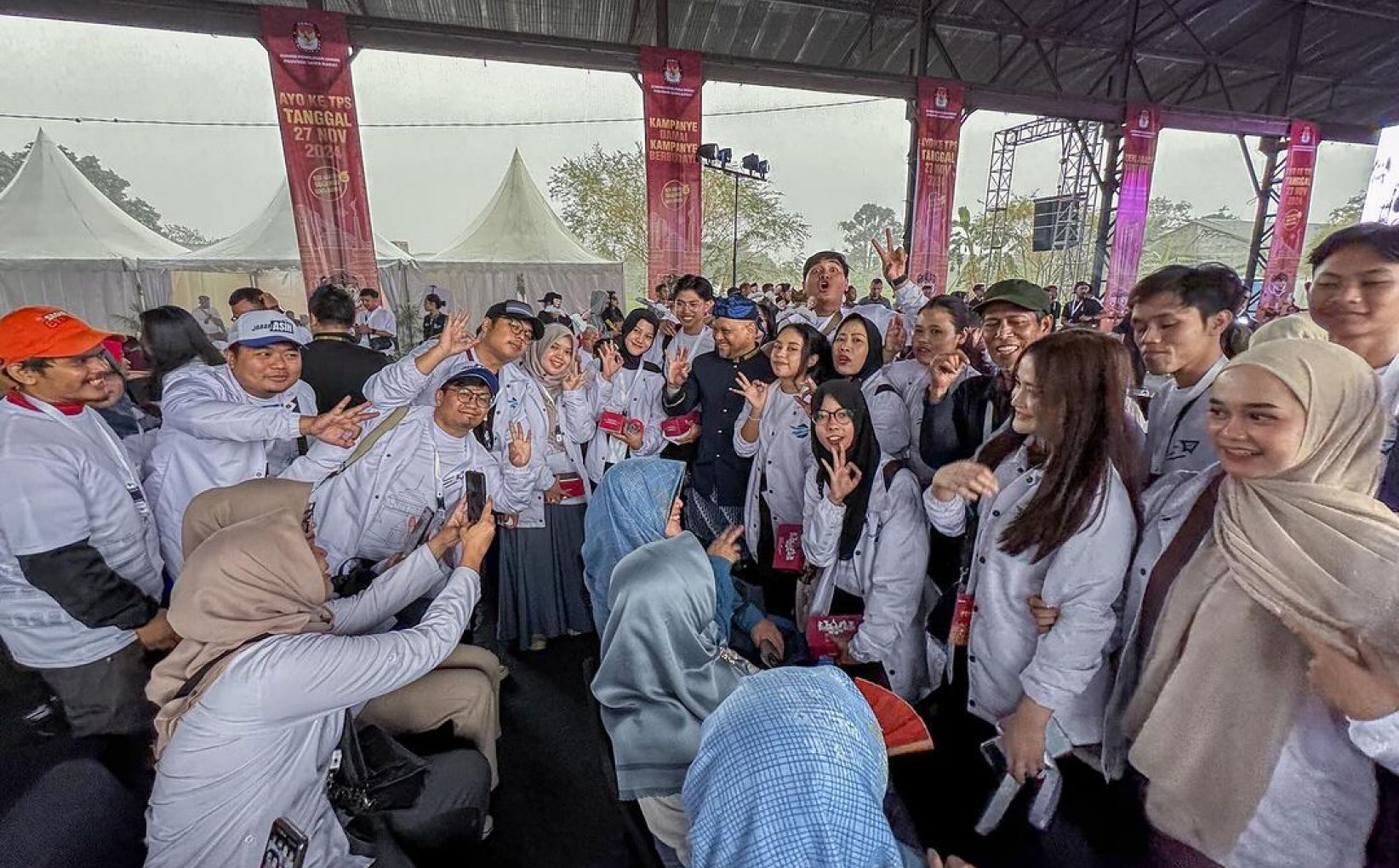 bg-grid-visi-misi