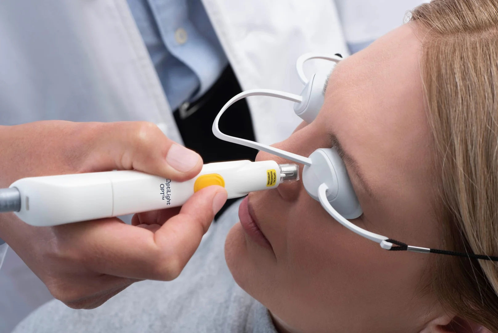Dry Eye Treatment in Mumbai – Relief for Irritated, Tired Eyes