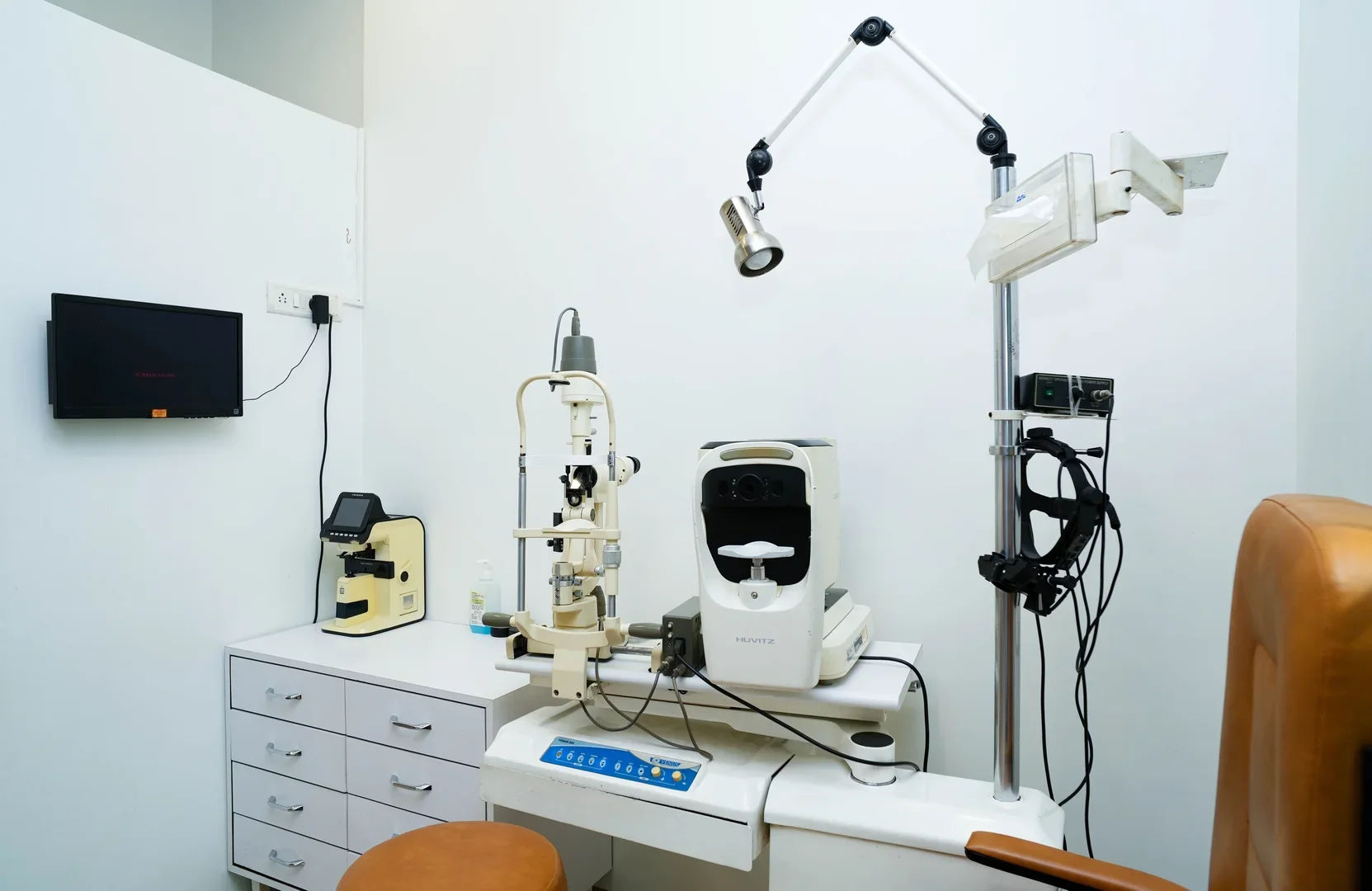 iSight Eye Care clinic, view 3