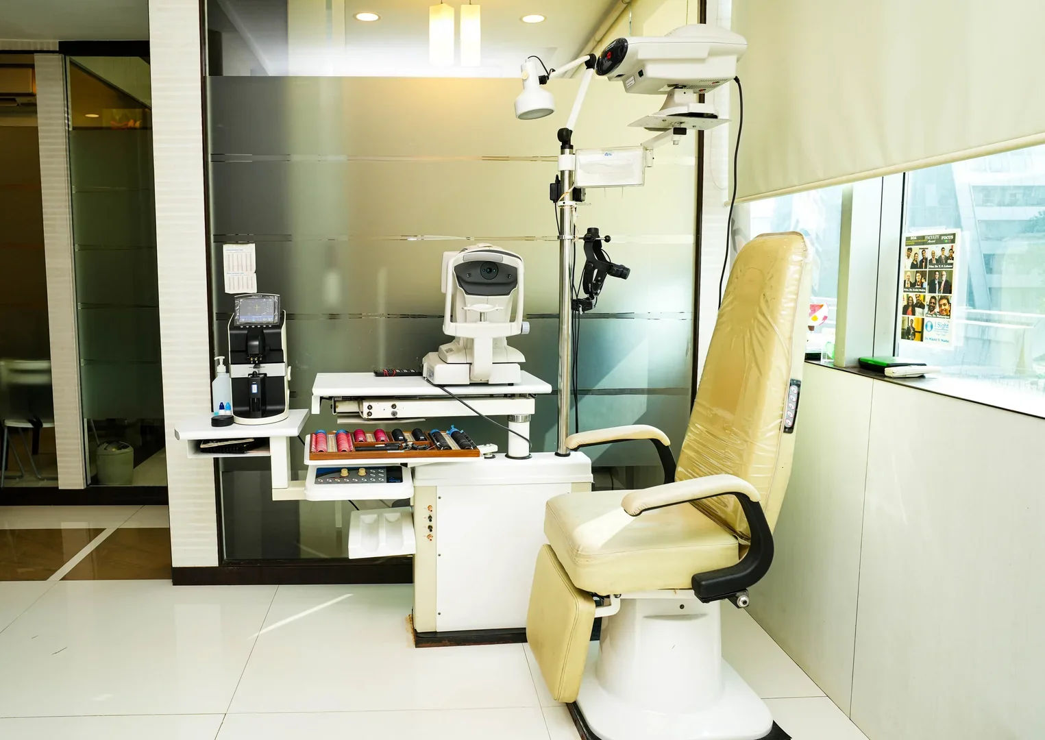 iSight Eye Care clinic, view 14