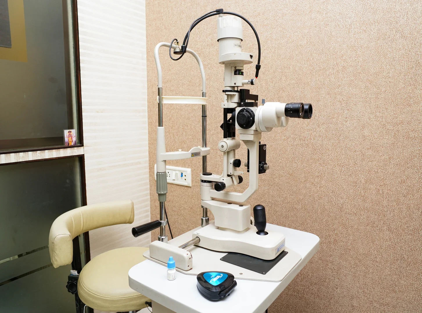 iSight Eye Care clinic, view 18