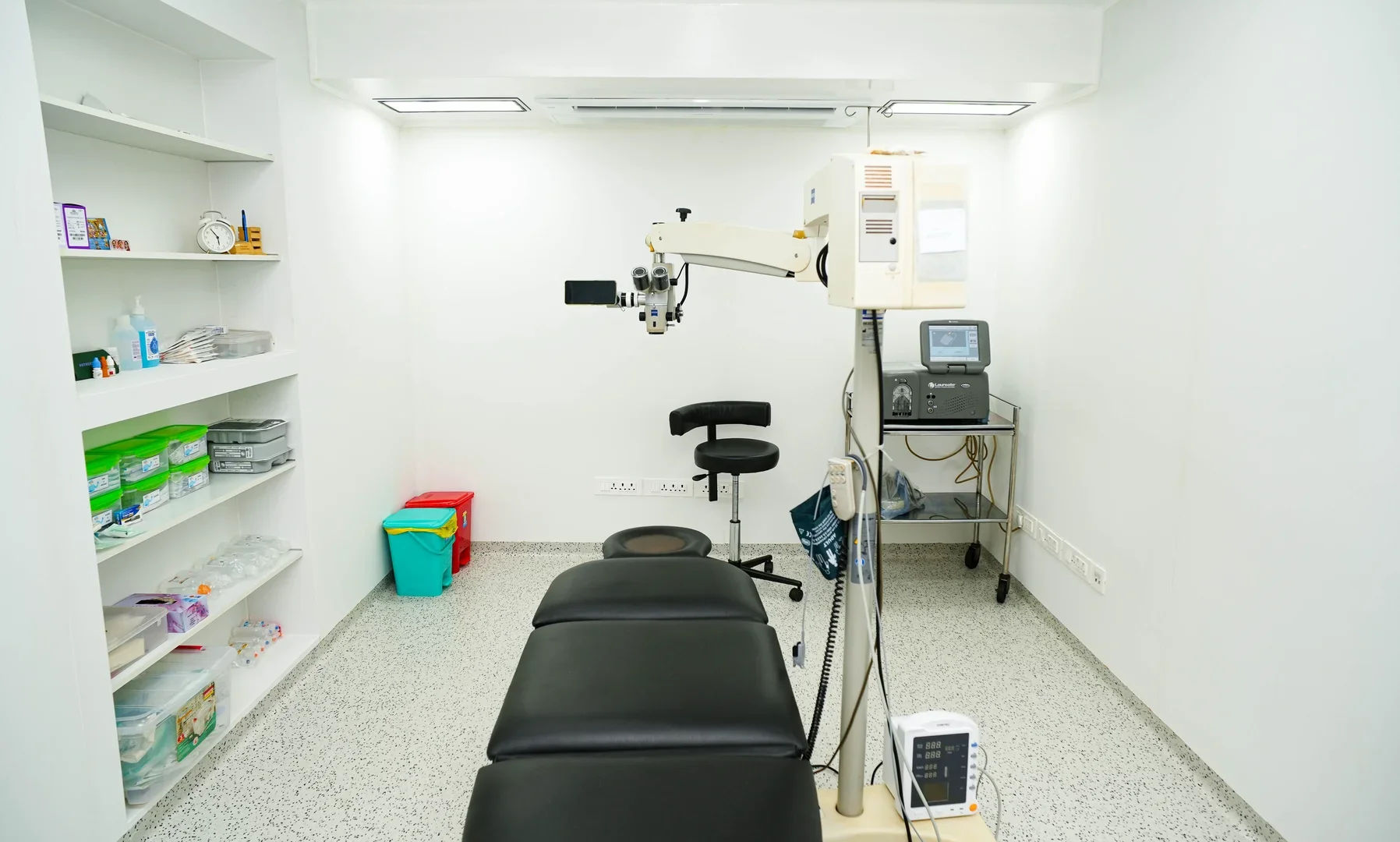 iSight Eye Care clinic, view 27