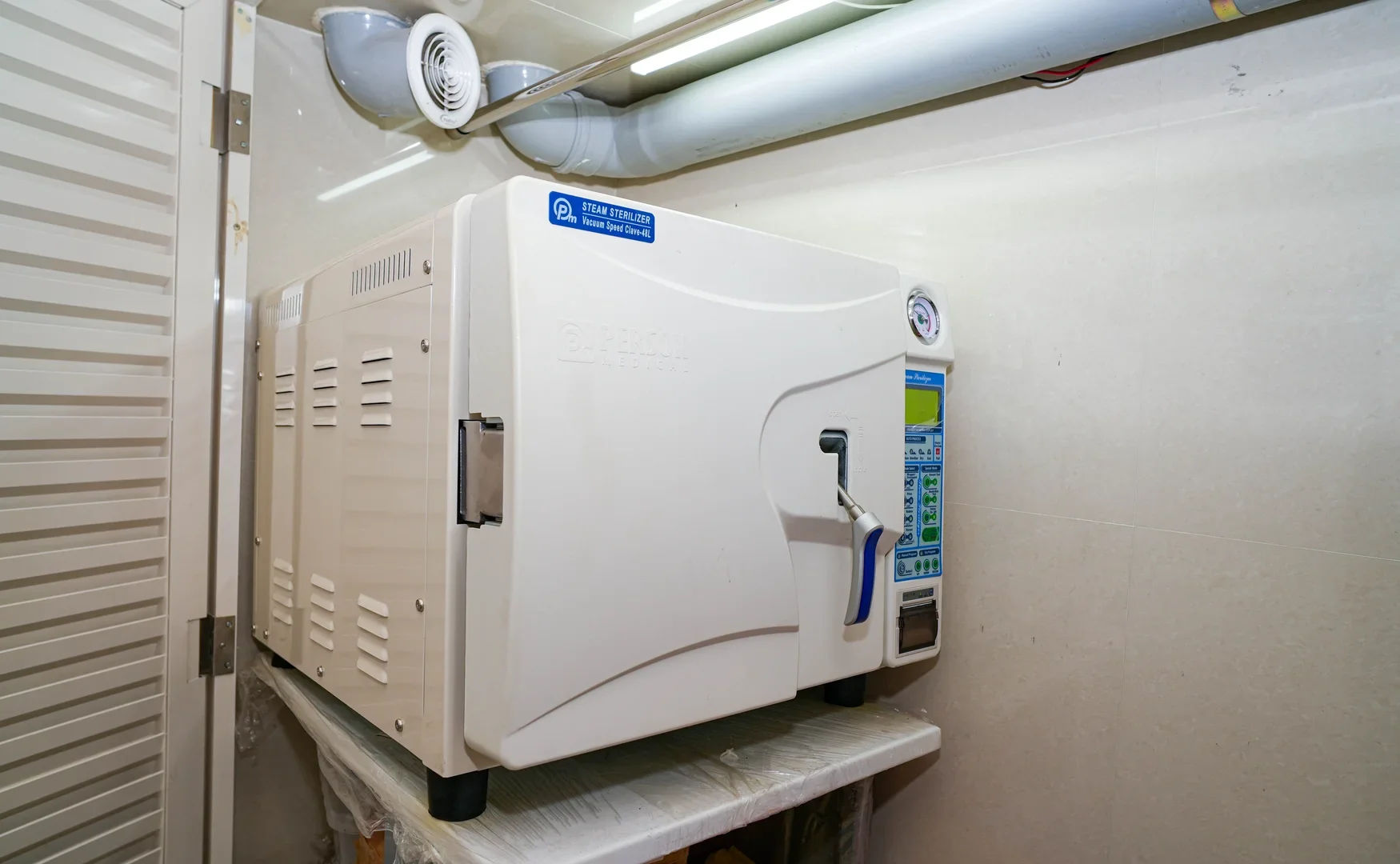 iSight Eye Care clinic, view 34