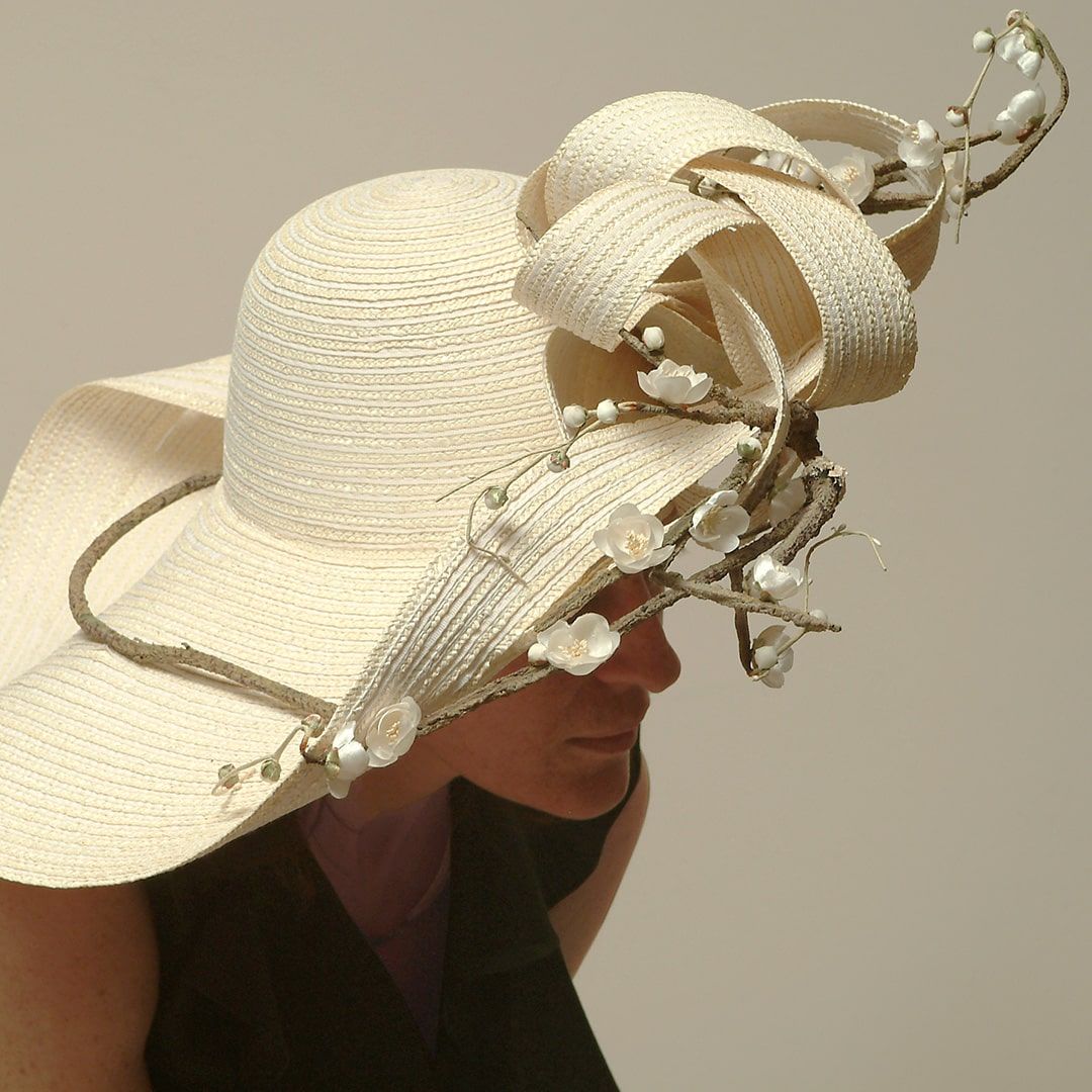 Chapeau Branche de cerisier - Jardin de la Mode Paris - Chapelier Modiste Boutique