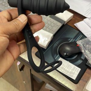 BLACK RUBBER