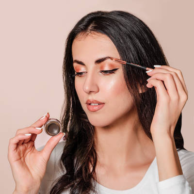 MARBL. Cosmetics met Make-up Artists