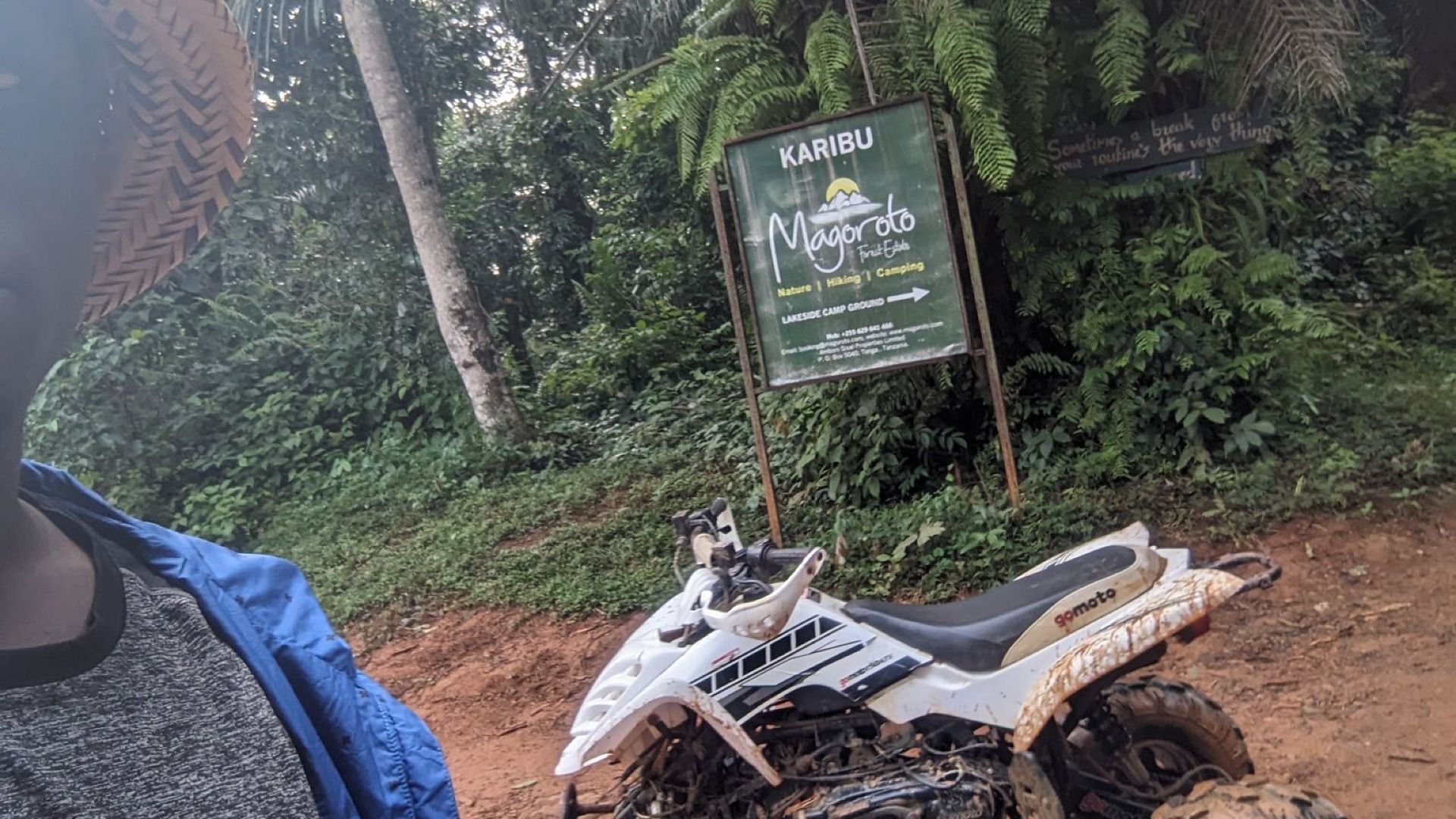 LAKESIDE CABIN AT MAGOROTO 