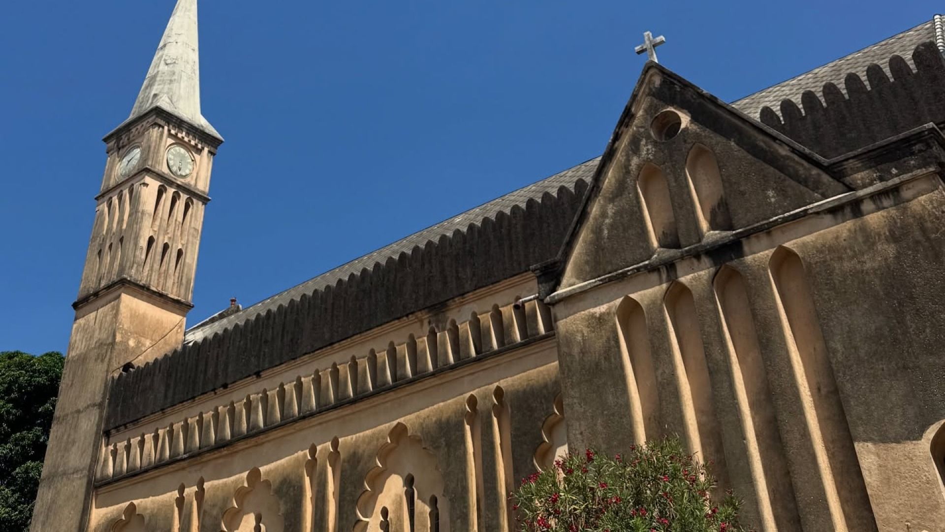 Zanzibar Day Trip: Stone Town & Prison Island Tour