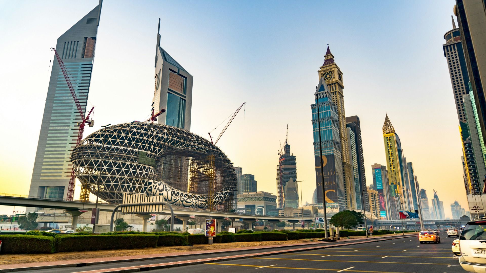 4-DAY DUBAI TOUR PACKAGE – CITY, DESERT & MARINA EXPERIENCE 