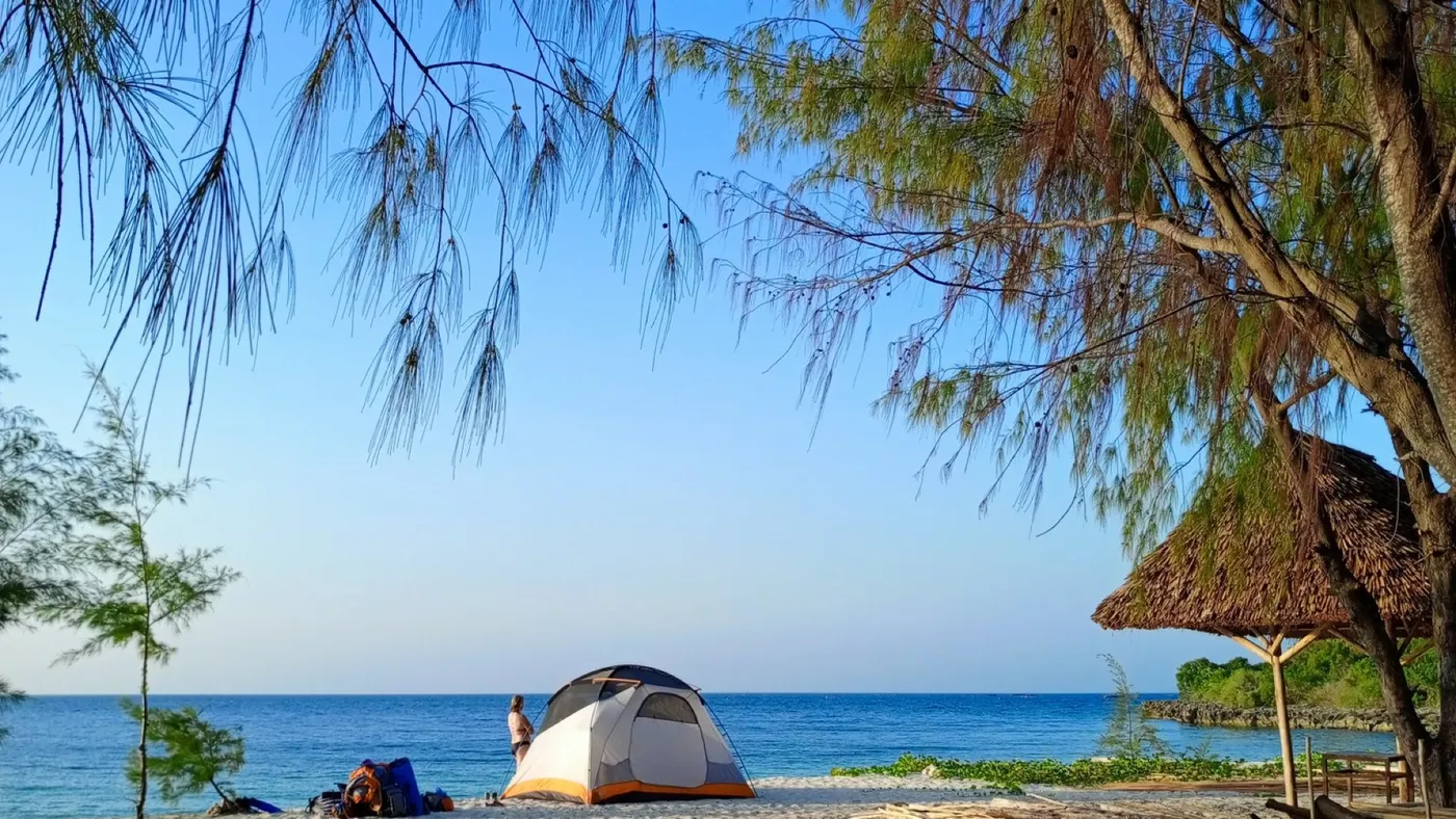 Sinda Island Beach & Snorkeling Day Trip
