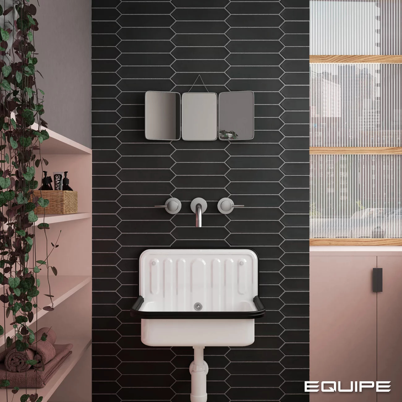 Lanse_BLACK_bath.webp