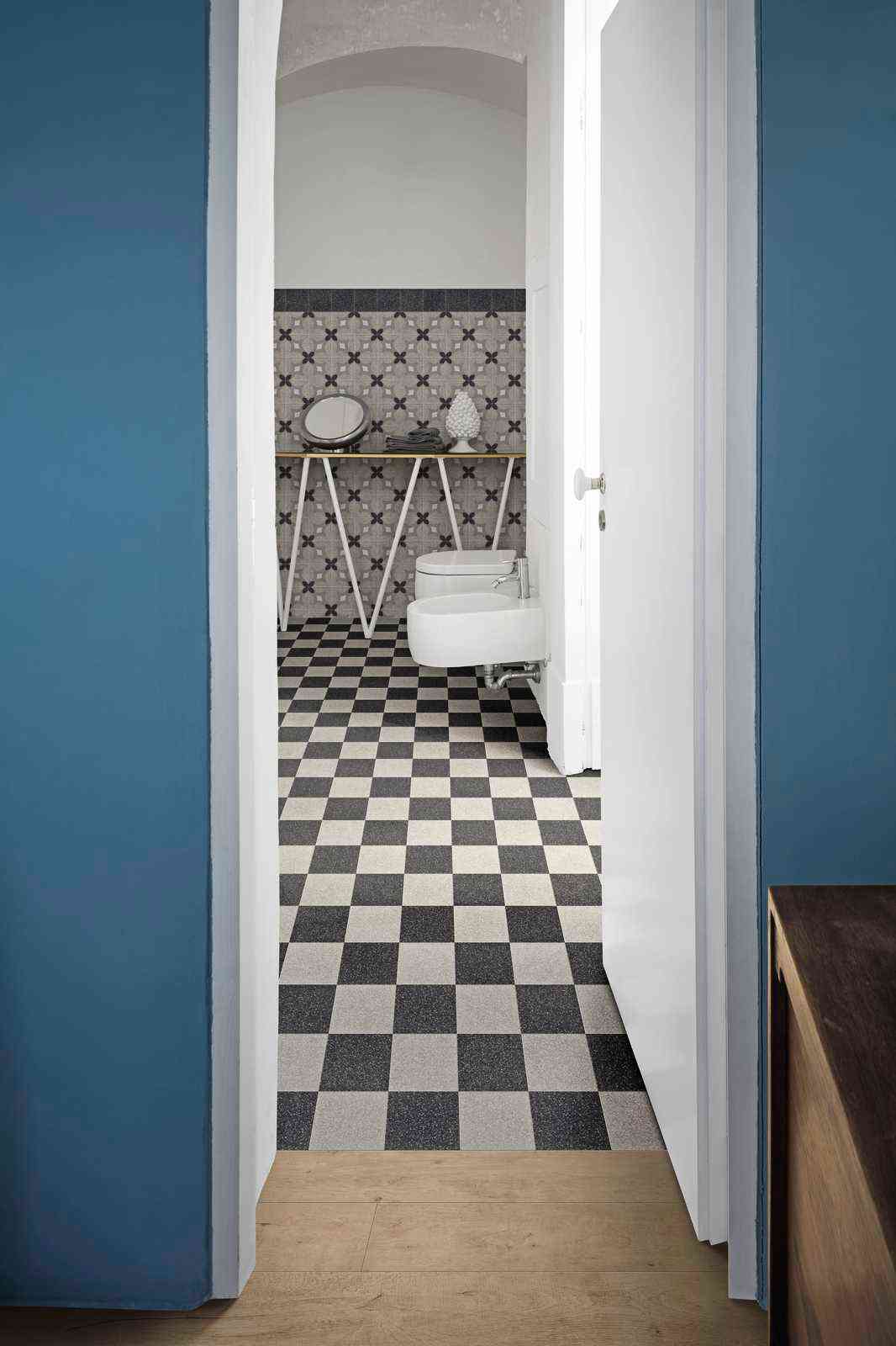 Marazzi D Segni Scaglie White And Black