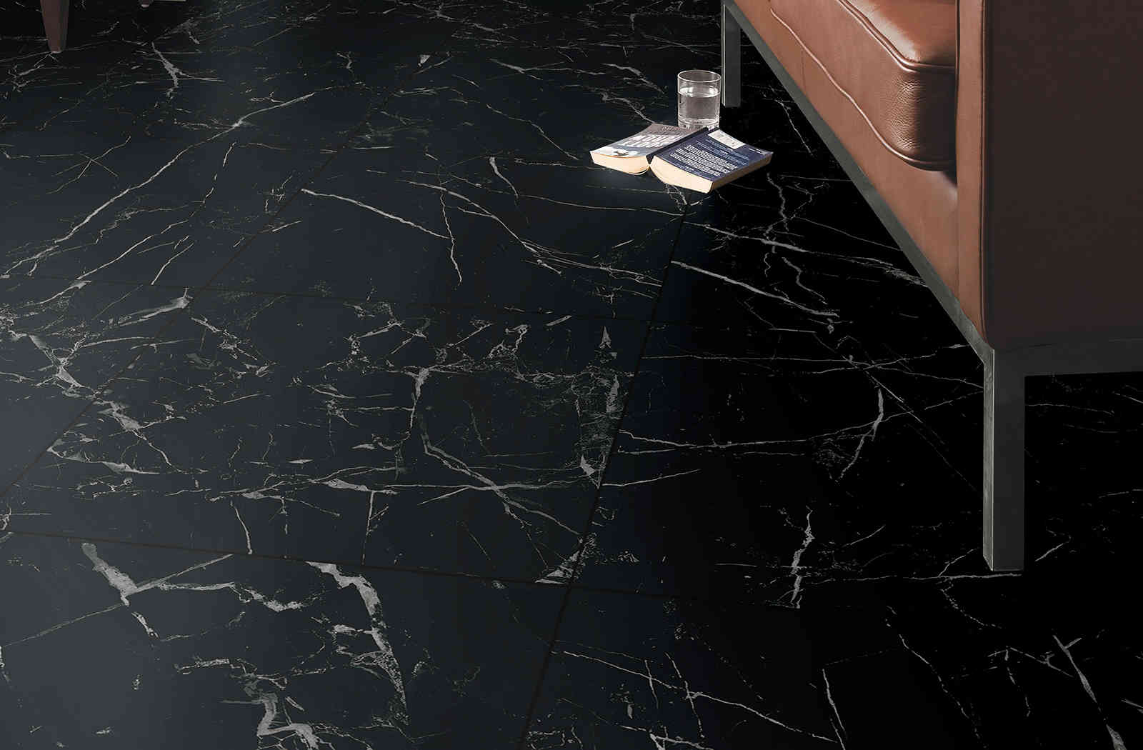 Overland Nero Marquina Matte